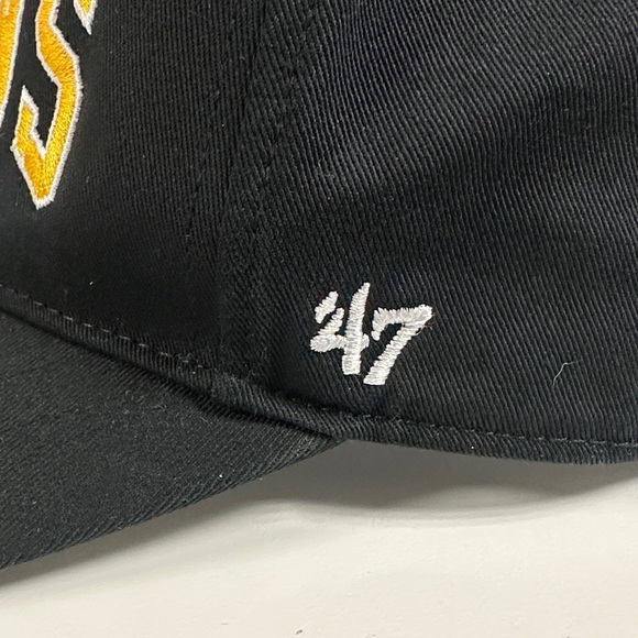 47 Brand Boston Bruins Hockey  NHL Official  Black Snap Back - Picture 11 of 13